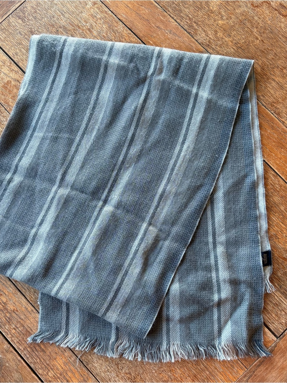 Banana Republic Striped Gray Fringed Scarf 0546